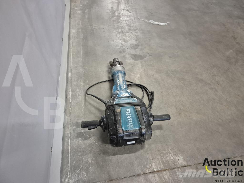 Makita HM1812 Muud