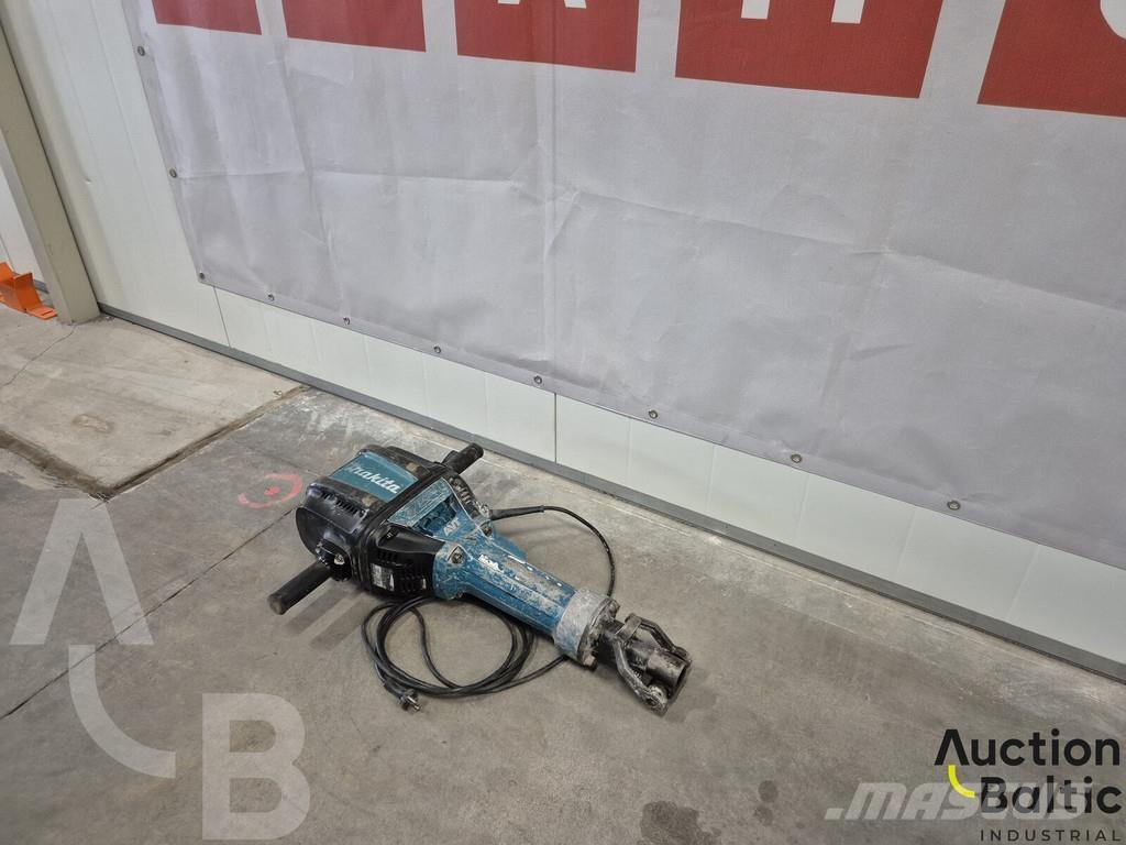 Makita HM1812 Muud