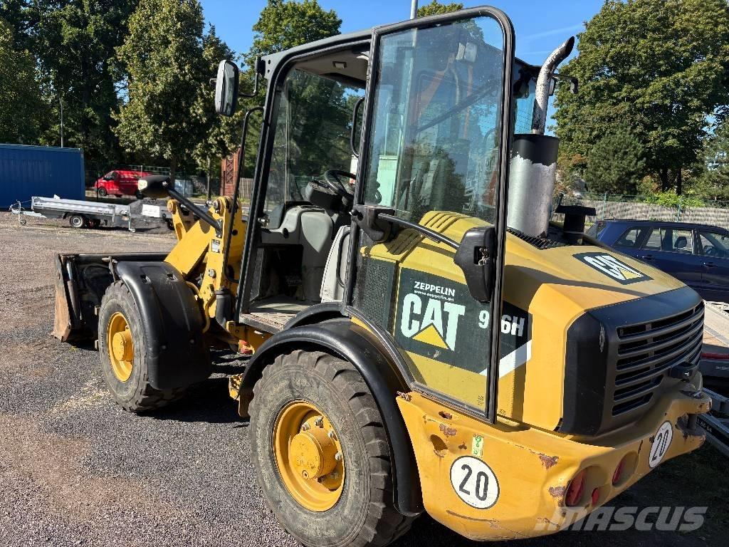CAT 906 H Rataslaadurid