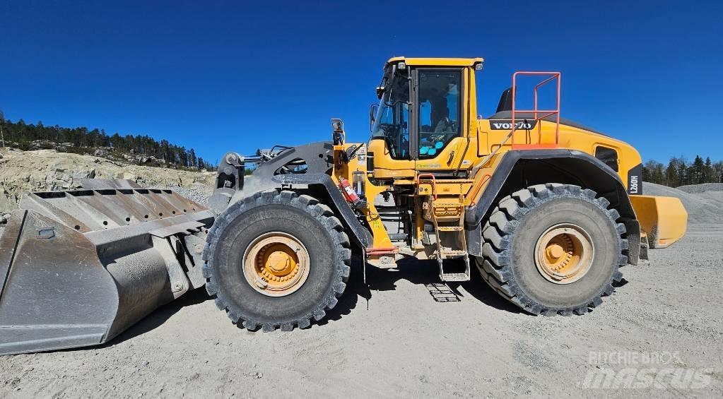 Volvo L 260 H Rataslaadurid