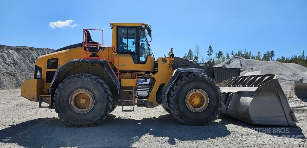 Volvo L 260 H Rataslaadurid