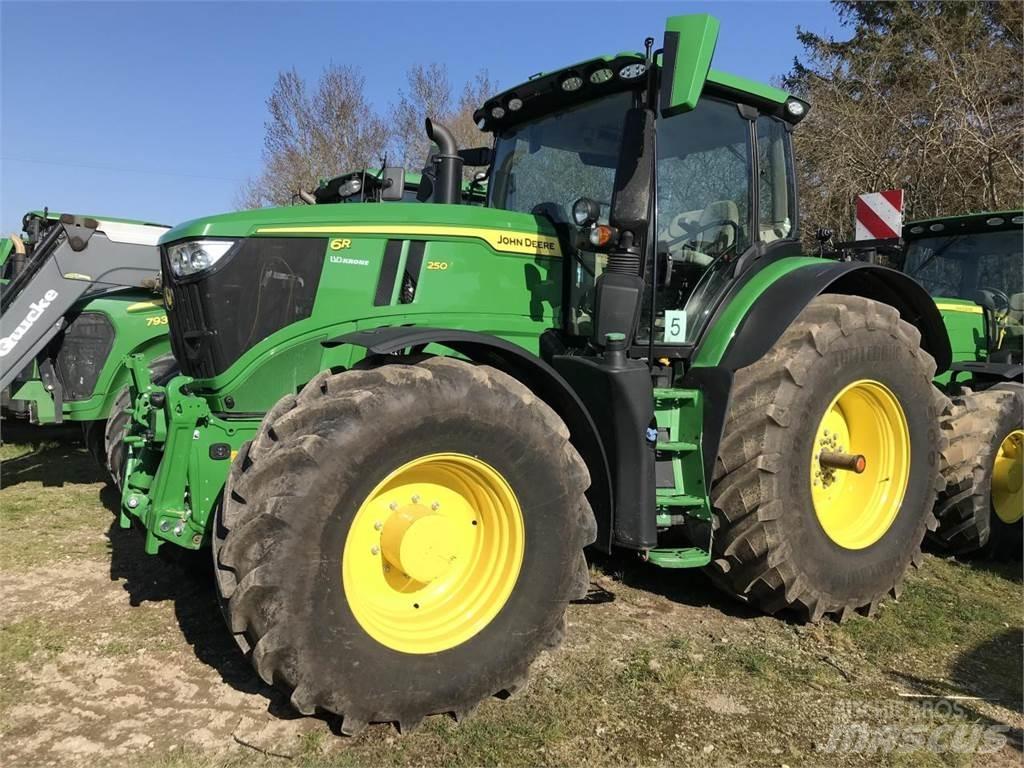 John Deere 6R 250 Traktorid
