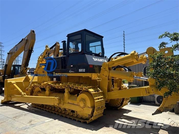 Shantui SD 32 Buldooserid