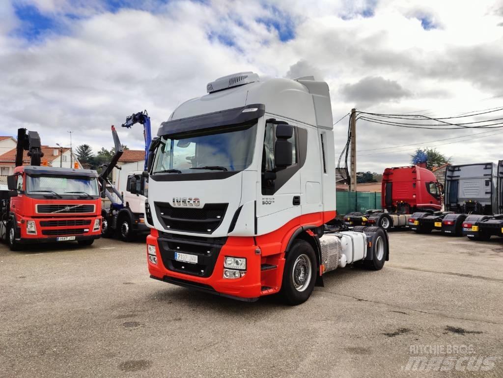 Iveco AS 440 S50 Sadulveokid
