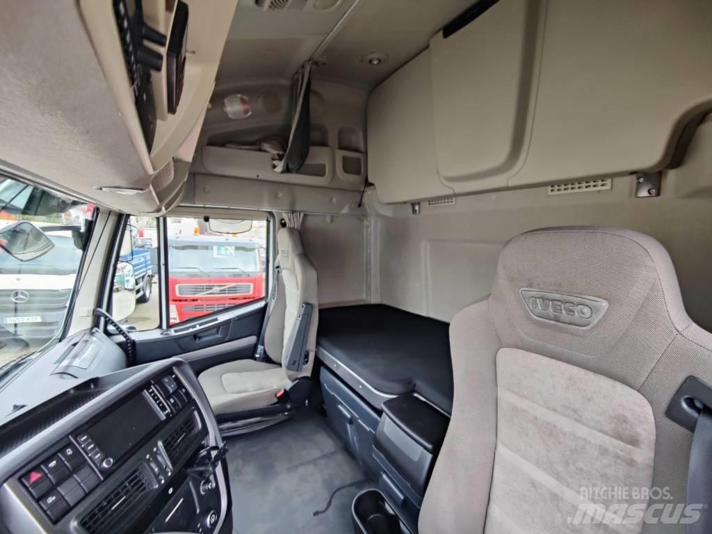 Iveco AS 440 S50 Sadulveokid