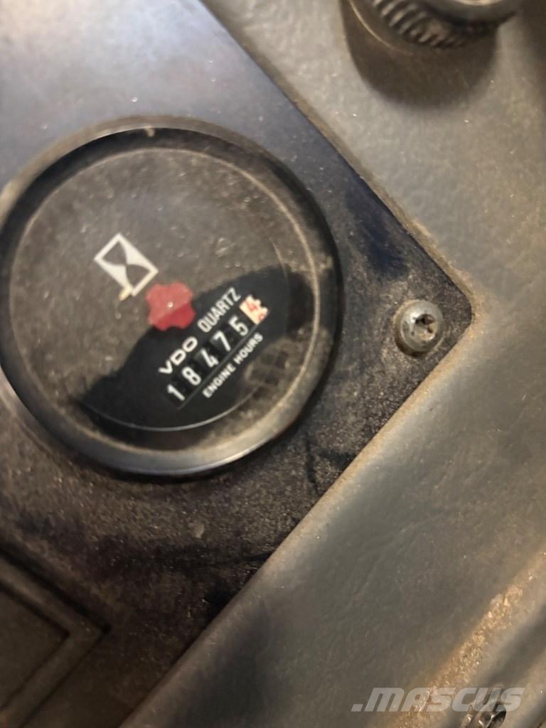 Volvo BM L 70 C Rataslaadurid