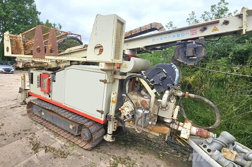 Comacchio MC 405 Raskepuurid