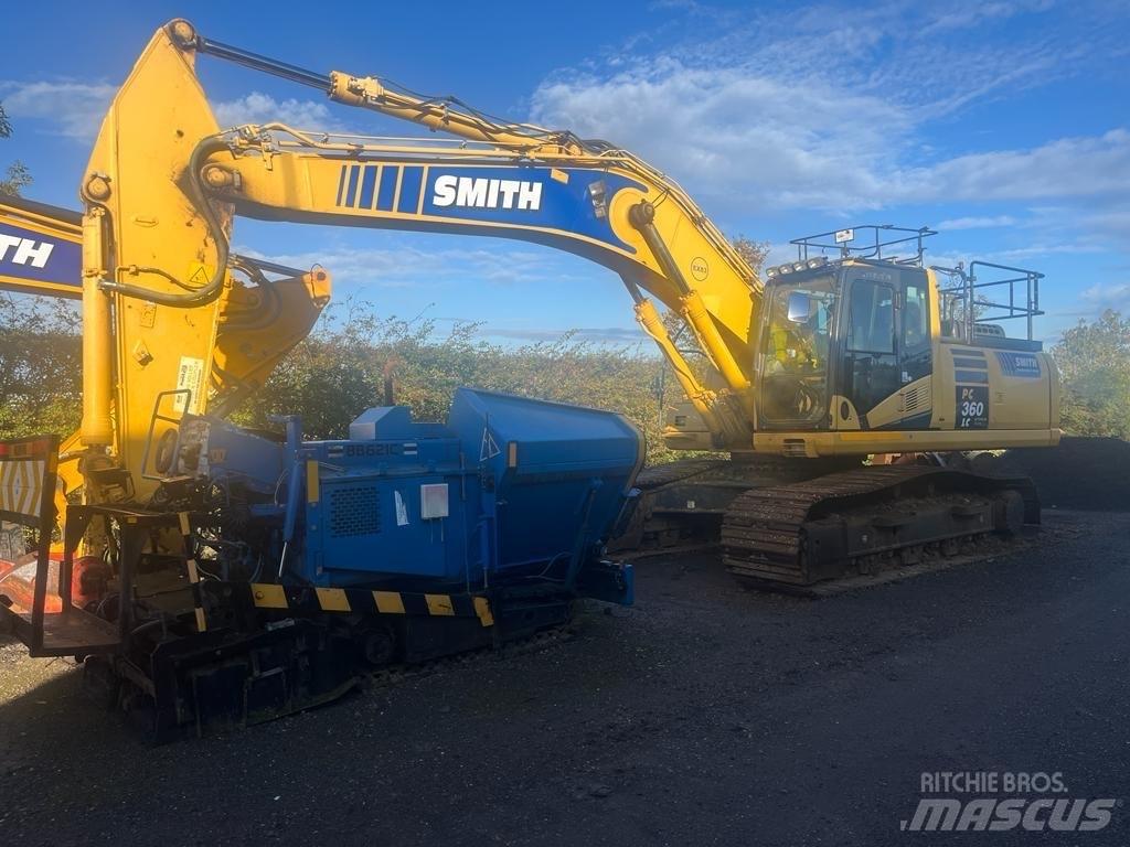 Komatsu 360-10 Roomikekskavaatorid