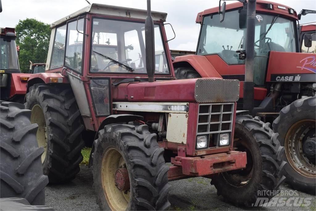 Case IH 844 A/S Traktorid