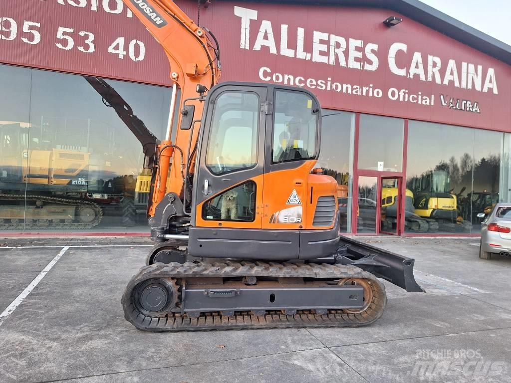 Doosan DX 80 R Väikeekskavaatorid 7t-12t