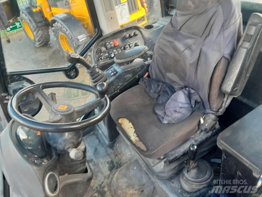 JCB TM 320 S Põllumajanduslikud teleskoopkäitlejad