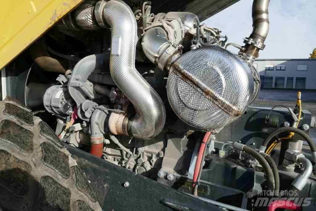 Bomag BW 213 D-5 Pinnasetihendajad