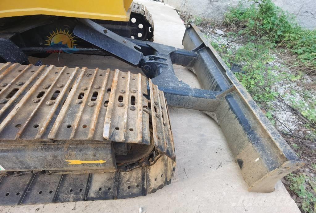 CAT 306E Roomikekskavaatorid