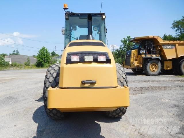 CAT CS 74 Ühe trumliga rullid