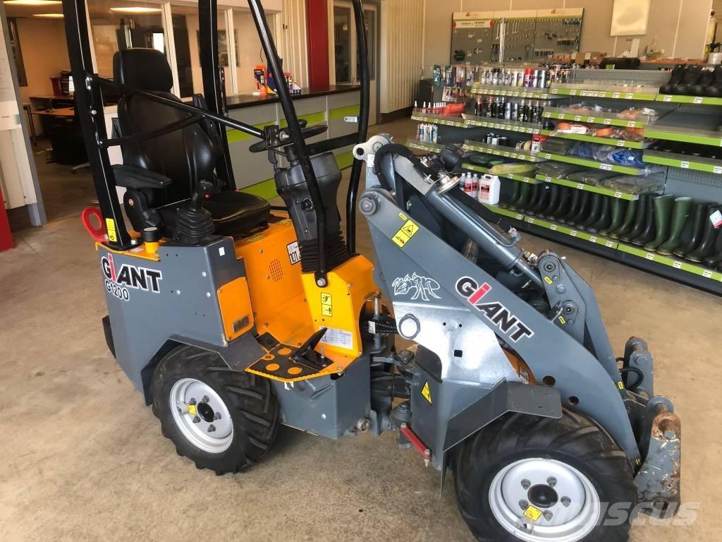 GiANT G 1200 Mitmeotstarbelised laadurid