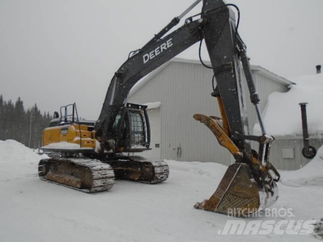 John Deere 300G LC Roomikekskavaatorid