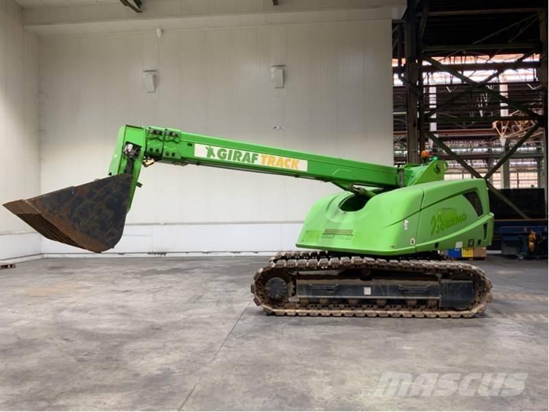 Giraff Track 580B Roomikkraanad