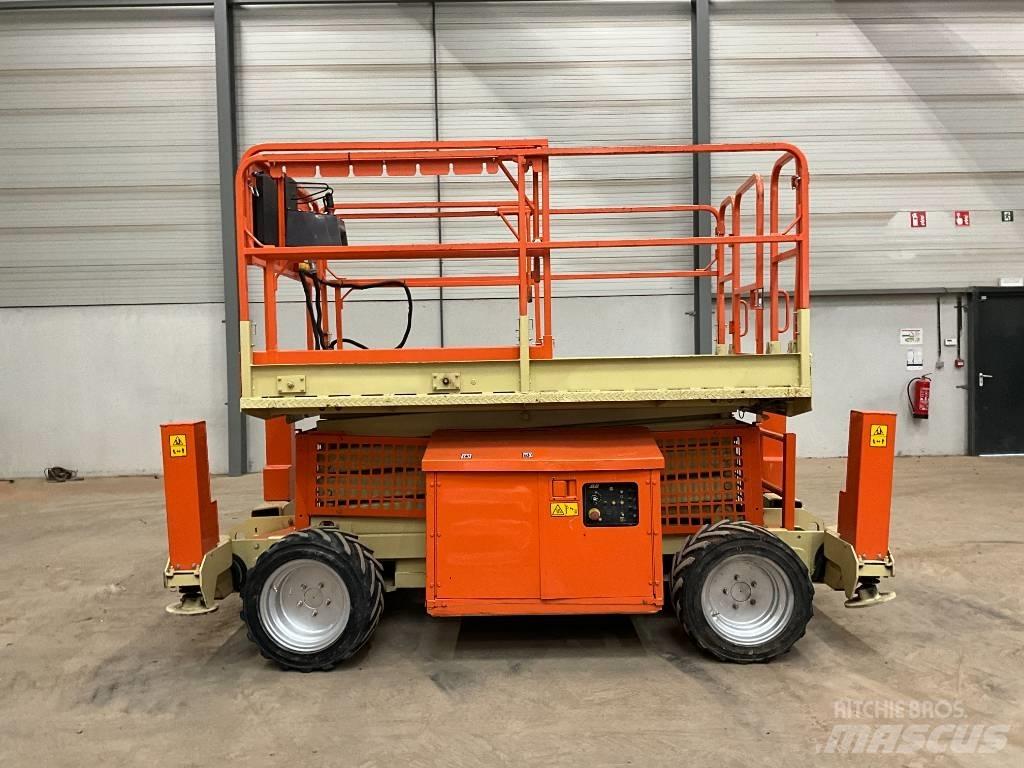 JLG 260 MRT Käärtõstukid