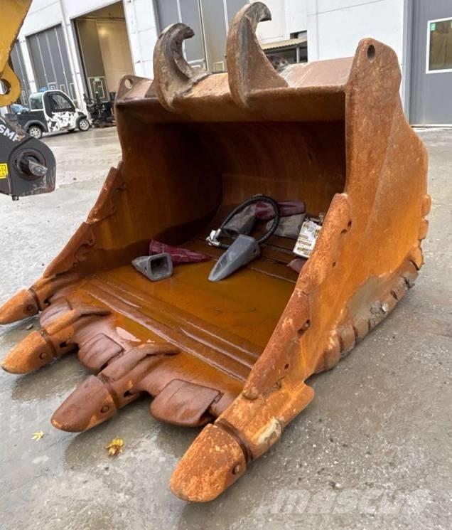 CAT 352 F Roomikekskavaatorid