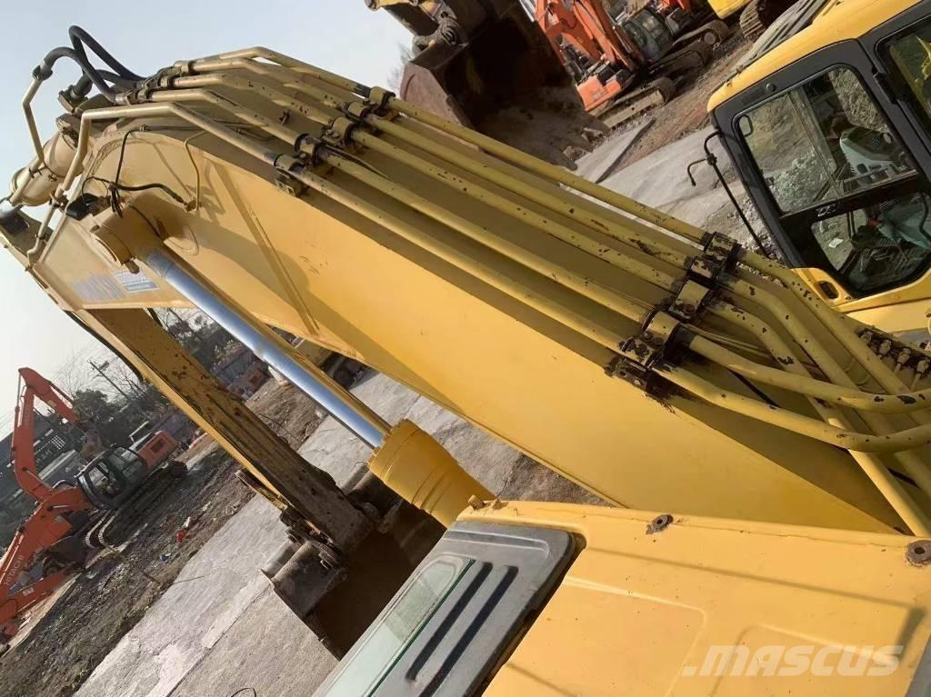 Komatsu PC 450-8 Roomikekskavaatorid