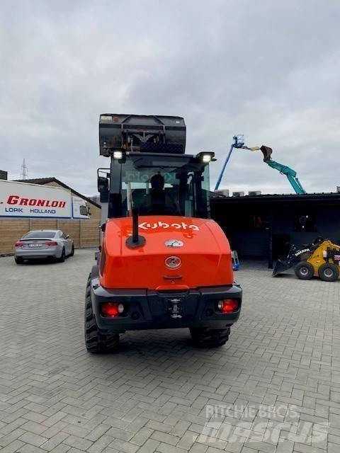 Kubota R 090 Rataslaadurid