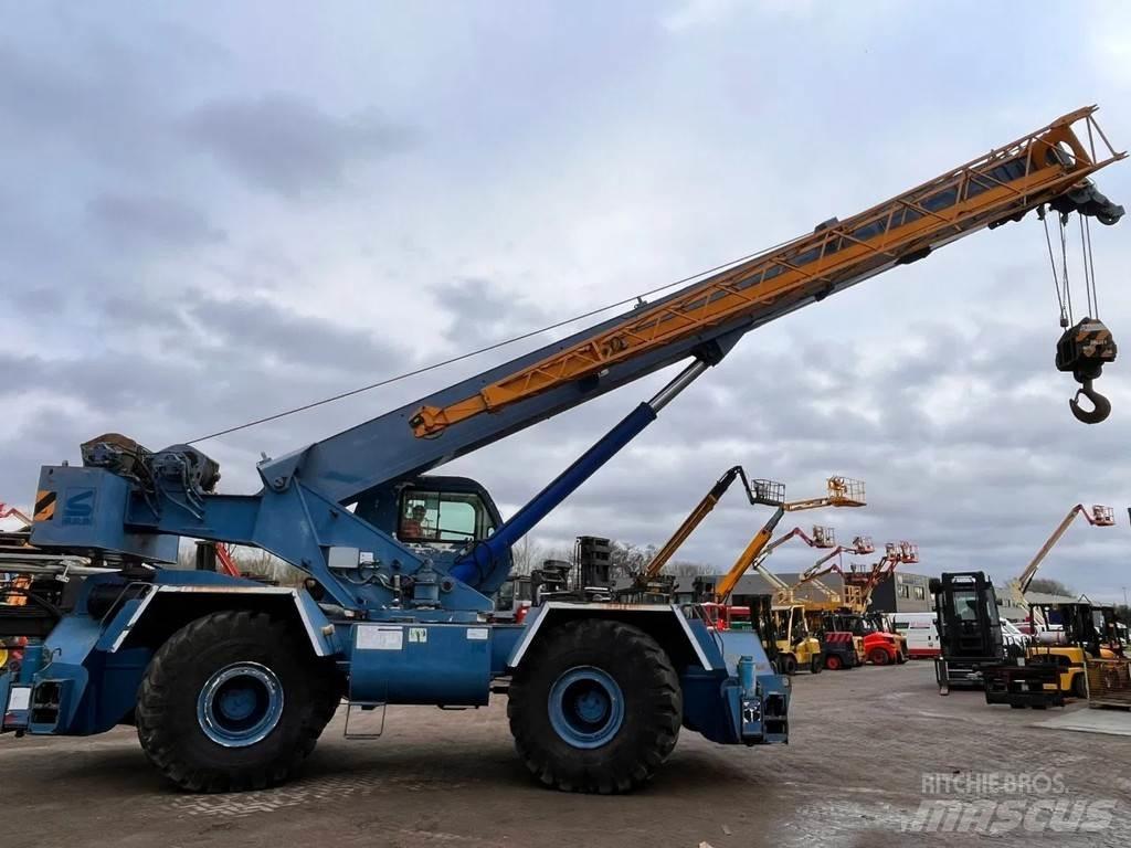 Terex RT780 Raske maastiku tõstukid