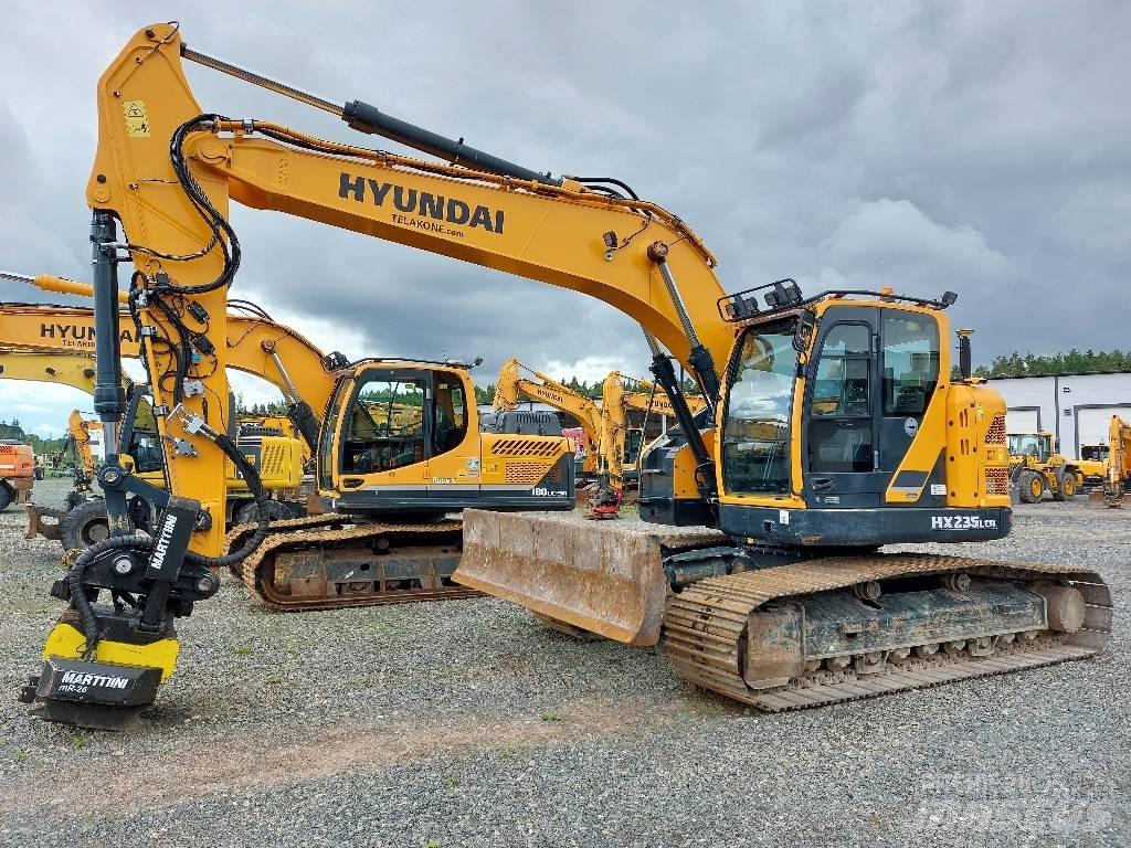 Hyundai HX 235 LCRD Roomikekskavaatorid