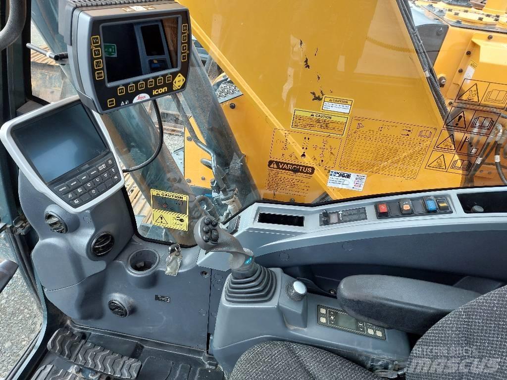 Hyundai HX 235 LCRD Roomikekskavaatorid