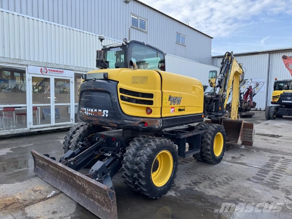 Yanmar B95W (40810) Ratasekskavaatorid