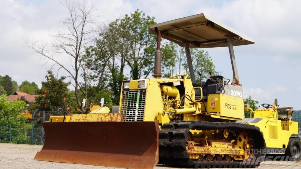 Komatsu D 20 PG-7 Buldooserid