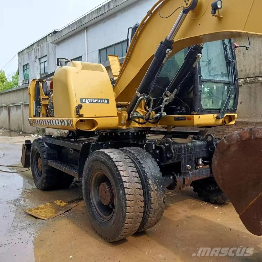 CAT M315D2 Ratasekskavaatorid