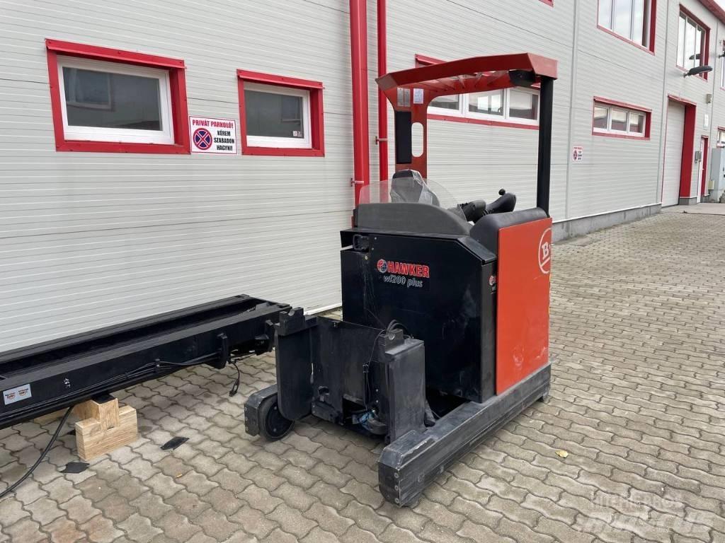 BT RR M 16 Lükandmastiga tõstukid