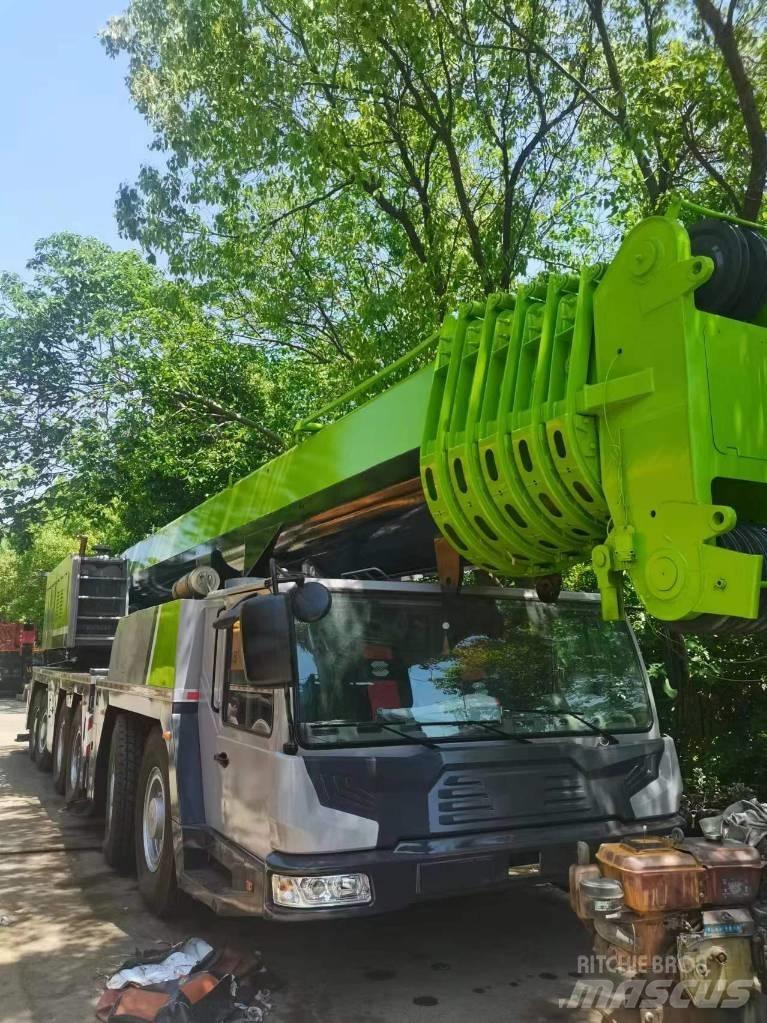 Zoomlion 220 Ton Maastikutõstukid