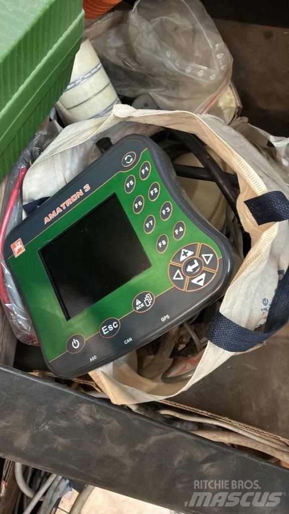 Amazone ZA-TS 4200 Mineraalväetise laoturid