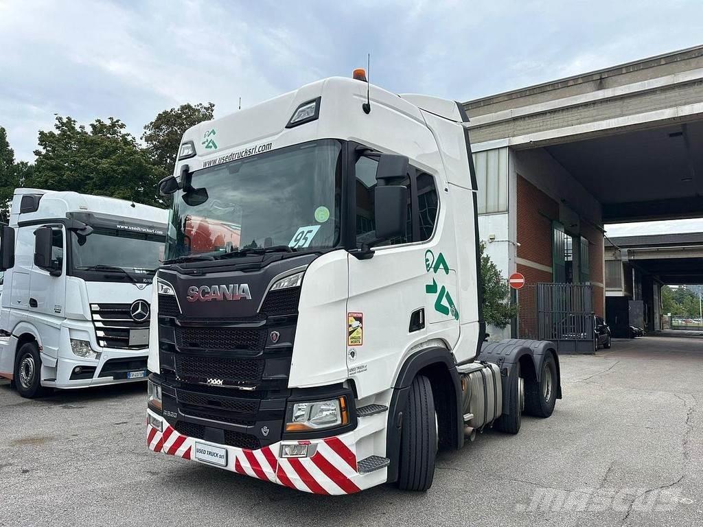 Scania R 520 Sadulveokid