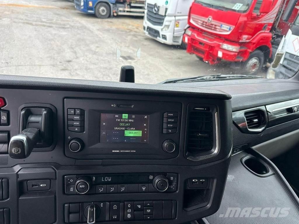 Scania R 520 Sadulveokid