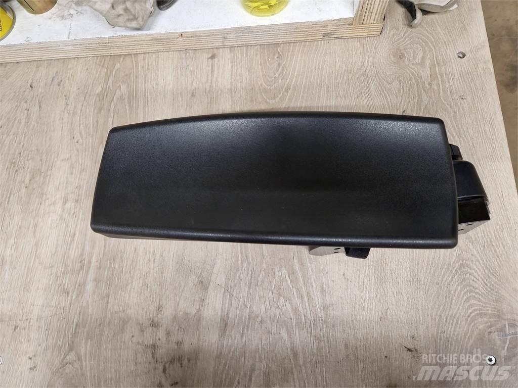 Eco Log B7033579 Kabiinid
