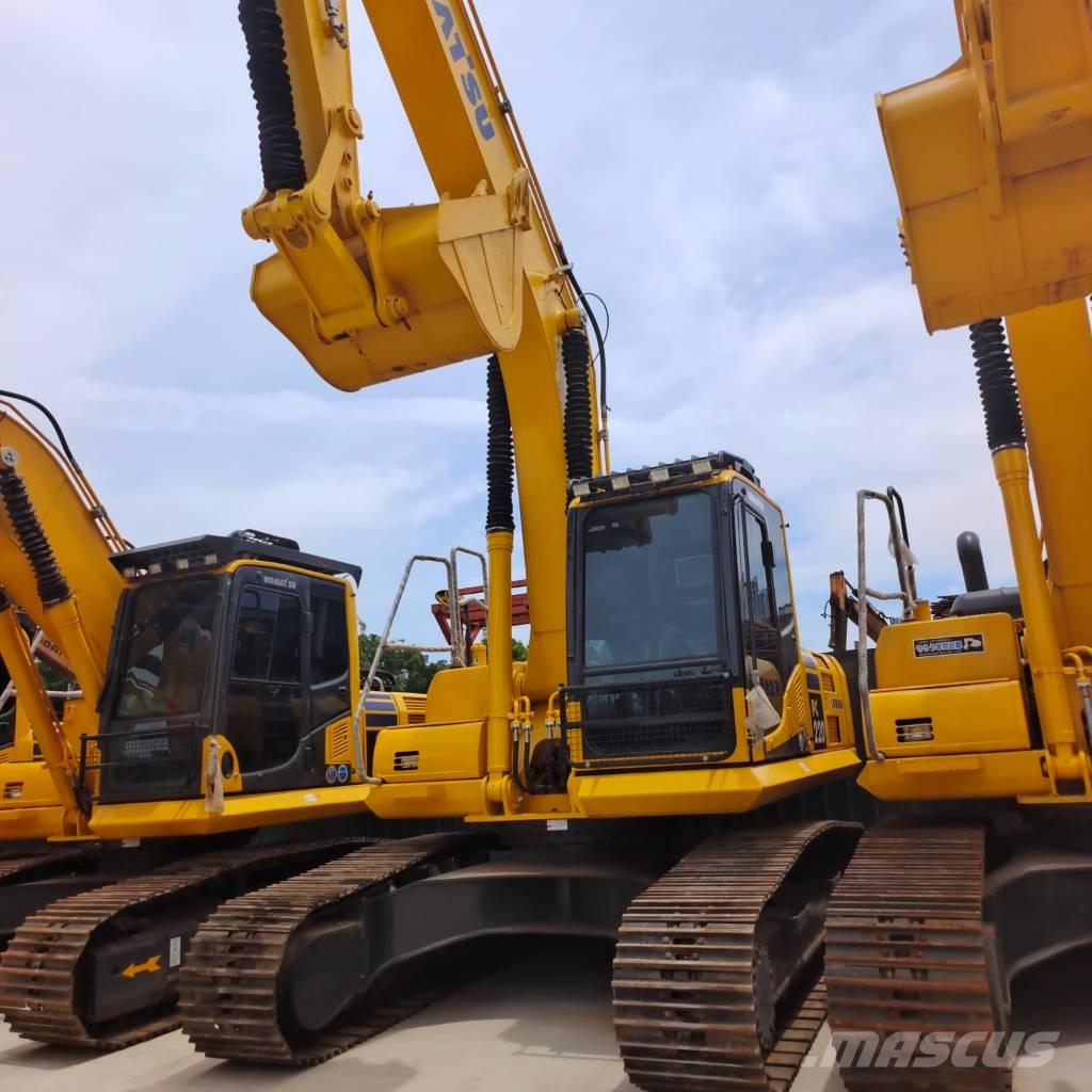 Komatsu PC 220 Roomikekskavaatorid