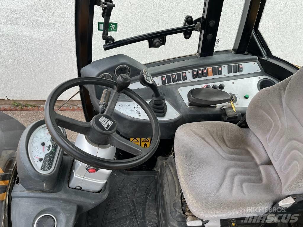 JCB TM 220 Teleskooplaadurid