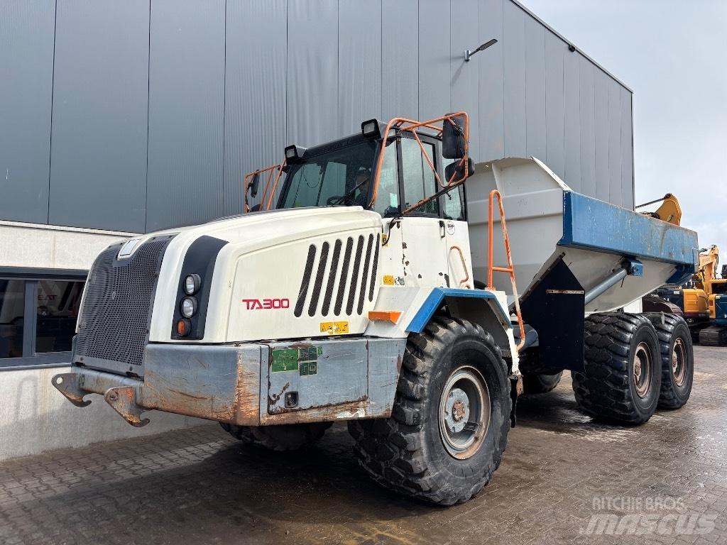 Terex TA 300 Liigendraamiga pinnaseveokid