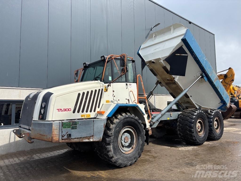 Terex TA 300 Liigendraamiga pinnaseveokid