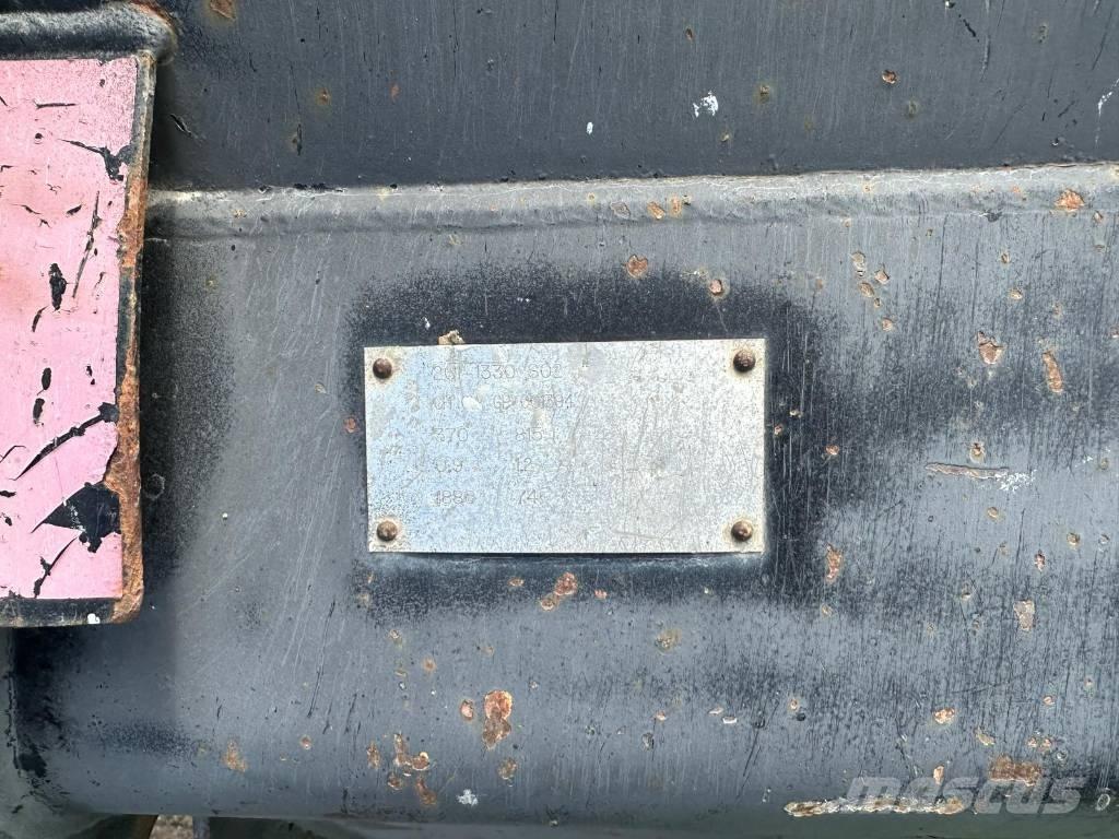 CAT 906 M Rataslaadurid