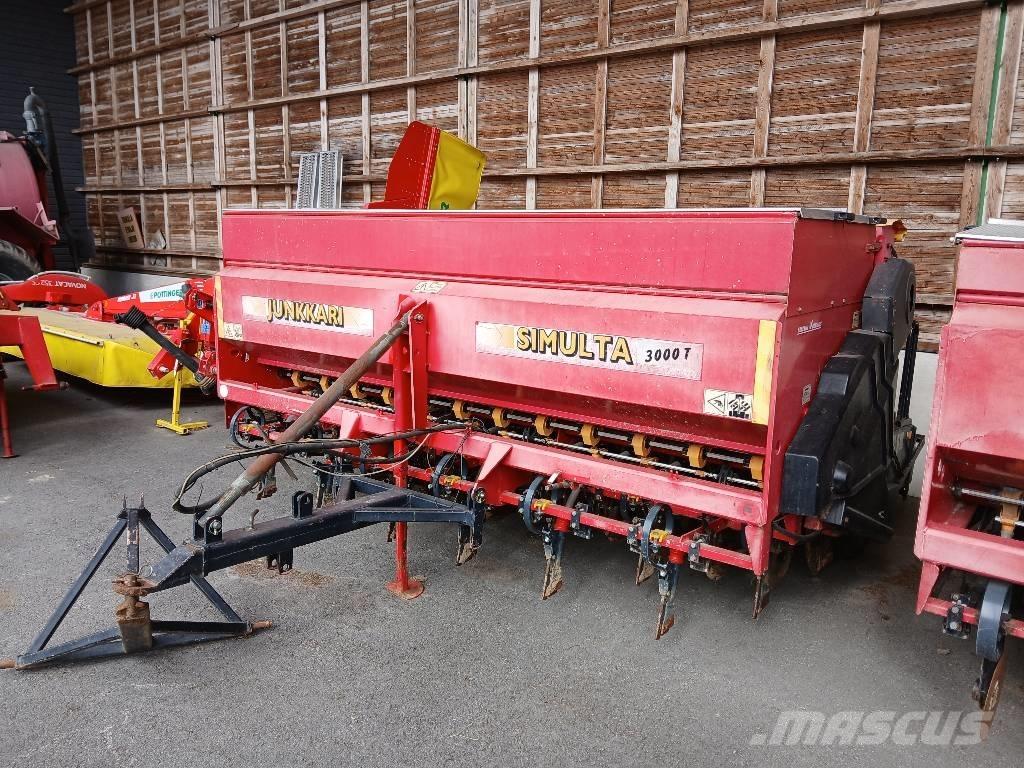 Junkkari 3000 T Külvik-äkked