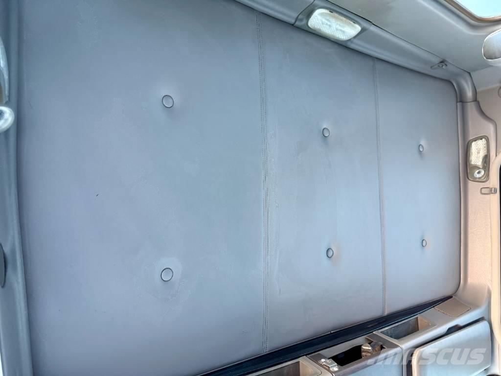 Kenworth T 800 Sadulveokid