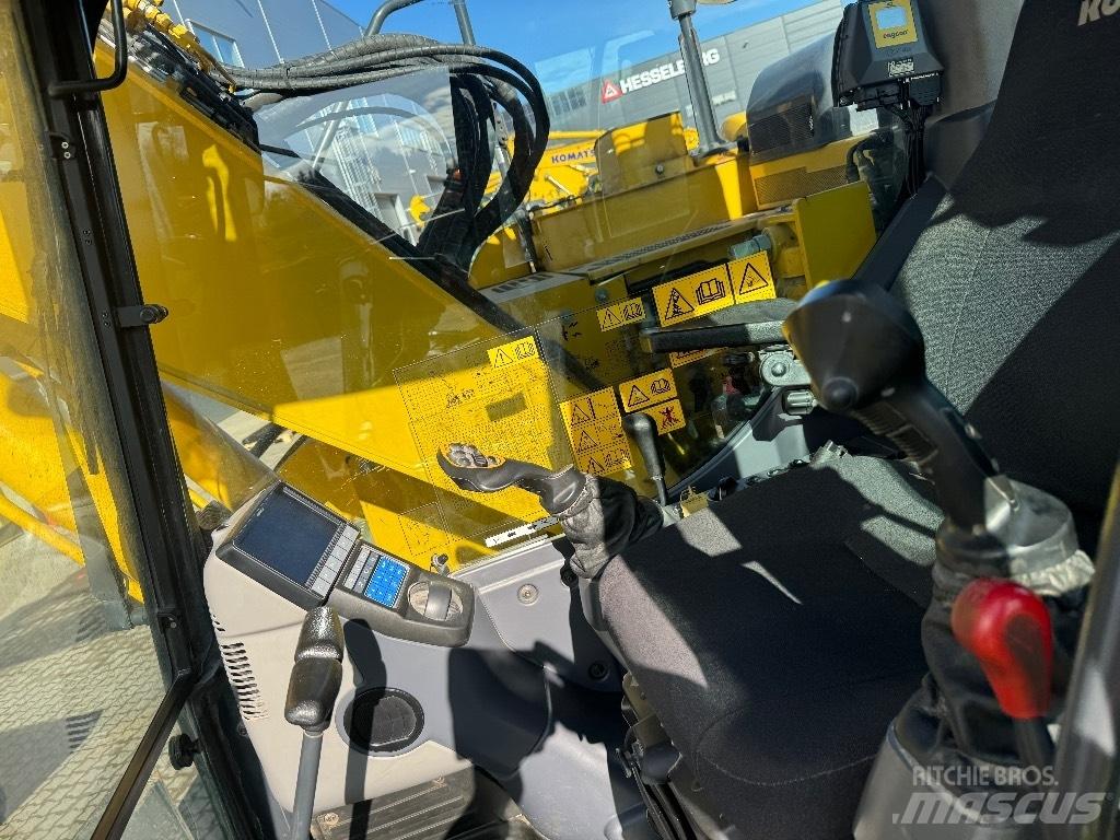 Komatsu PC 138 US-11 Roomikekskavaatorid