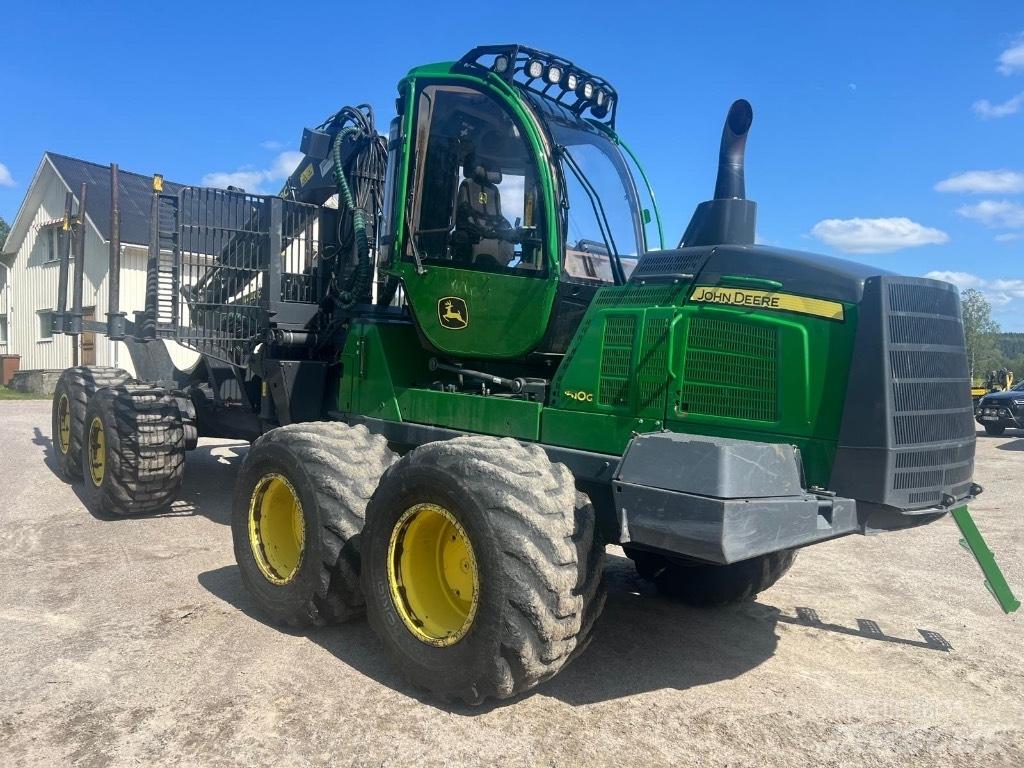 John Deere 1510G Forwarderid