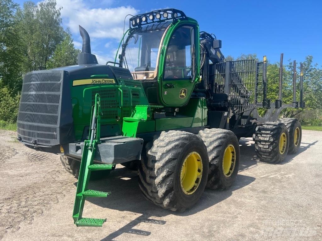 John Deere 1510G Forwarderid