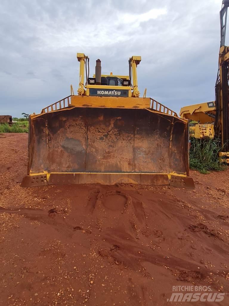 Komatsu D 375 A Buldooserid