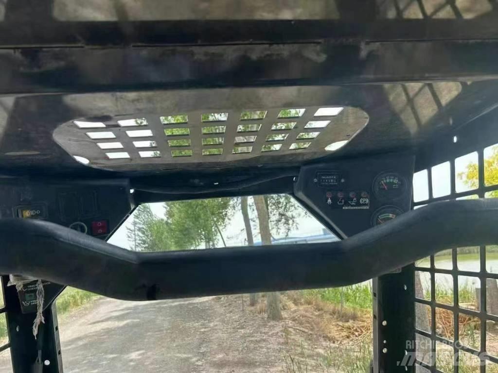 Bobcat S 70 Kompaktlaadurid