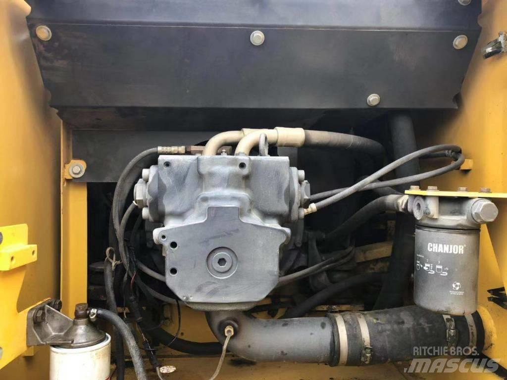 Komatsu pc200-7 Roomikekskavaatorid